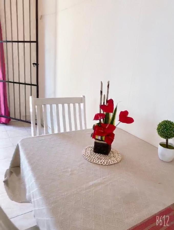 Viksh Seaview Apartment ラ・ガウレット エクステリア 写真