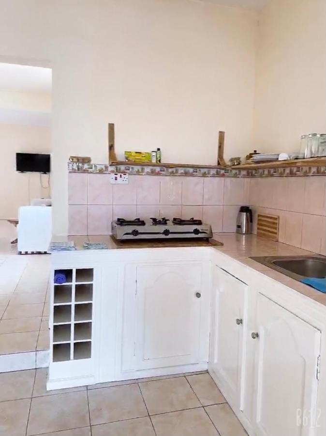 Viksh Seaview Apartment ラ・ガウレット エクステリア 写真